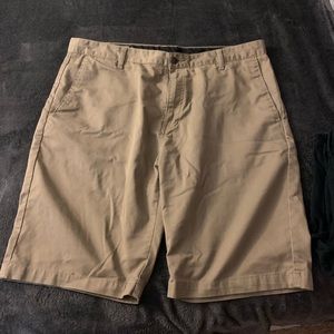 Men’s Volcom Khaki shorts.